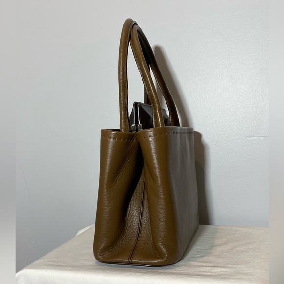 *Authentic* MaxMara handbag - Picture 7 of 16